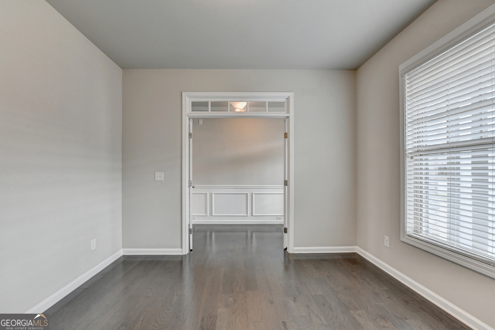 2375 Matlin Way Property Photo 8