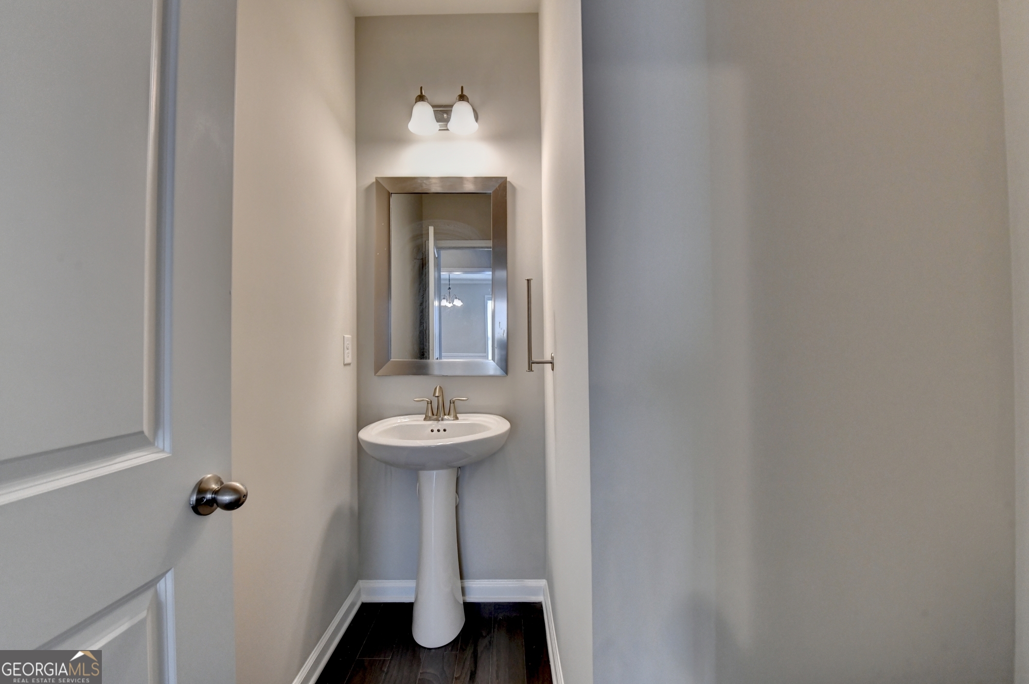 2375 Matlin Way Property Photo 11