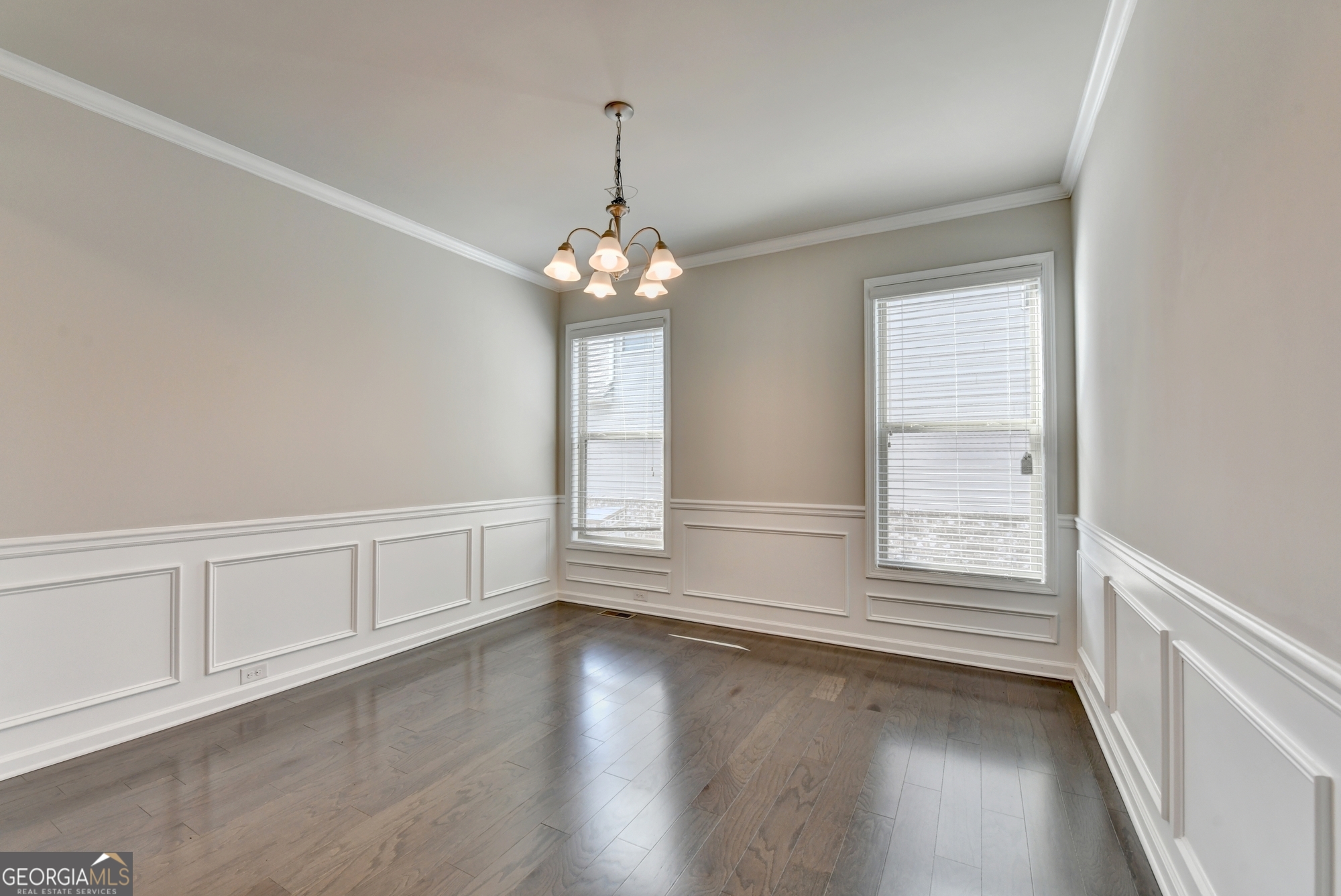 2375 Matlin Way Property Photo 13