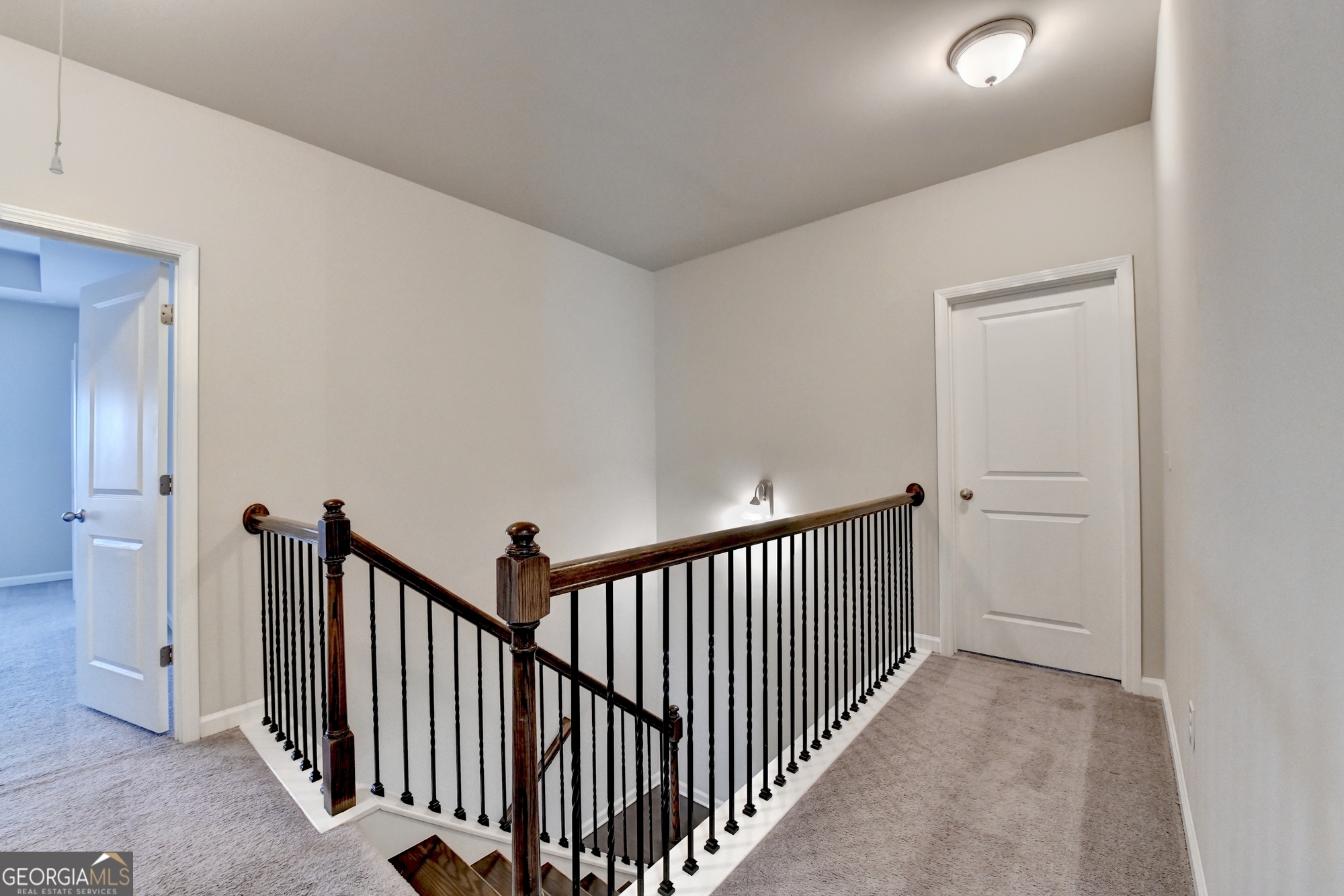 2375 Matlin Way Property Photo 35