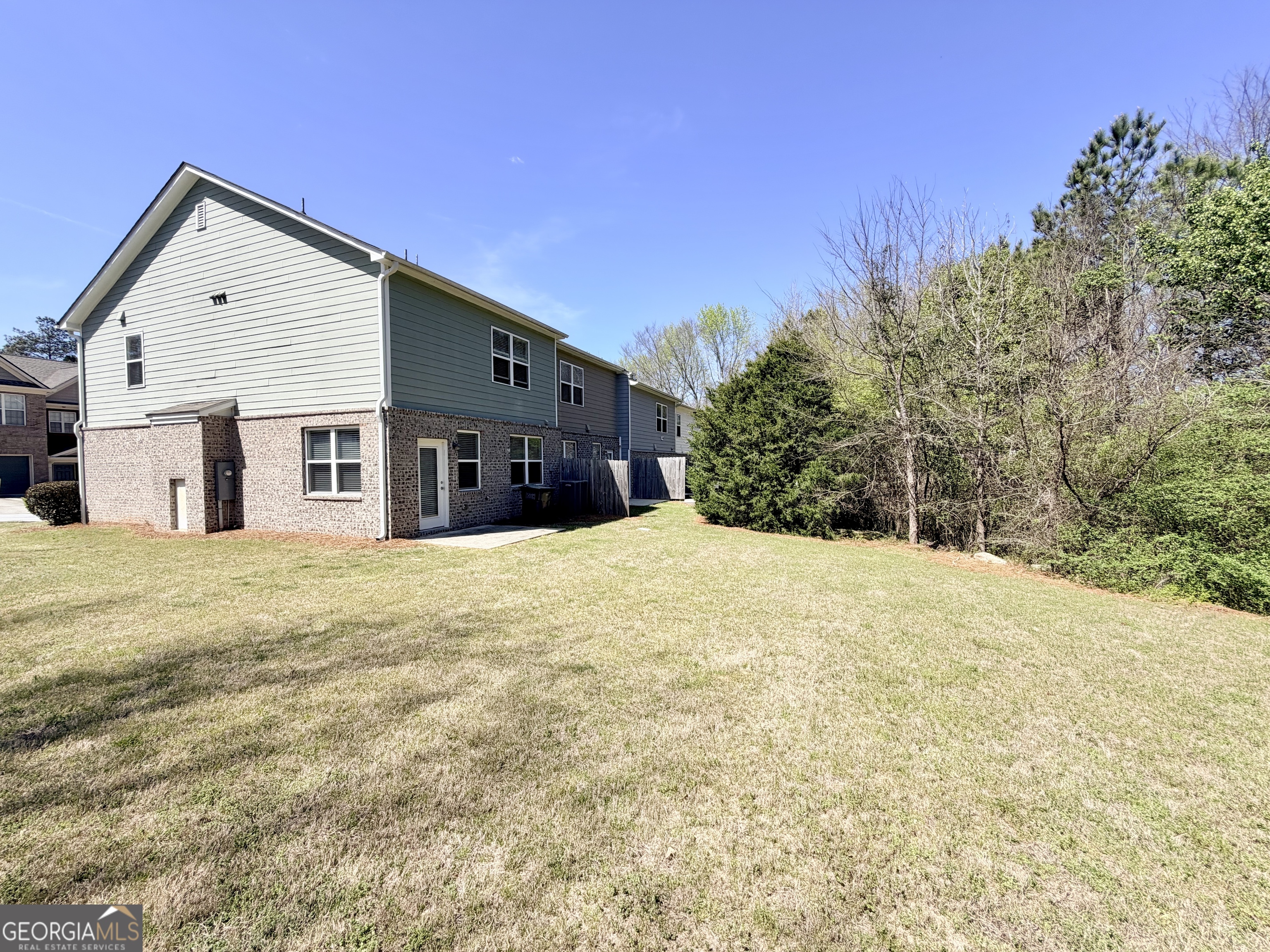 1601 Honeysuckle Path Property Photo 32