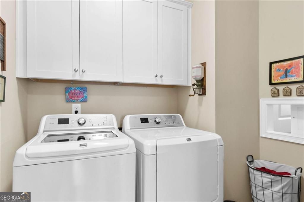 559 Bishopton Street Property Photo 11