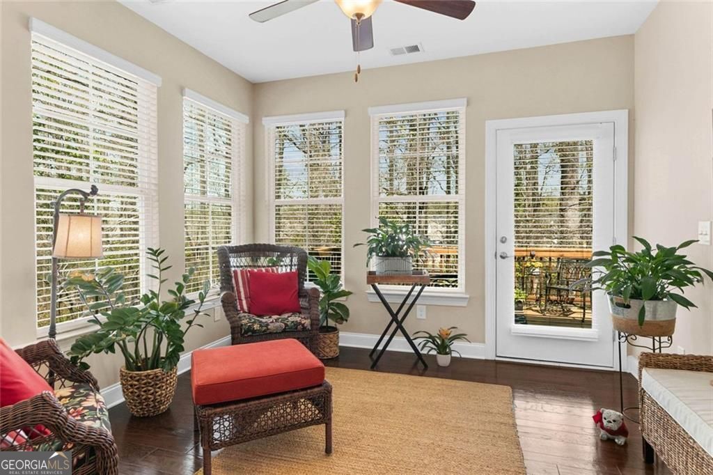 559 Bishopton Street Property Photo 20