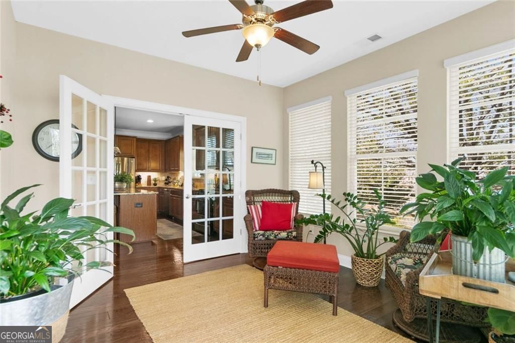 559 Bishopton Street Property Photo 21