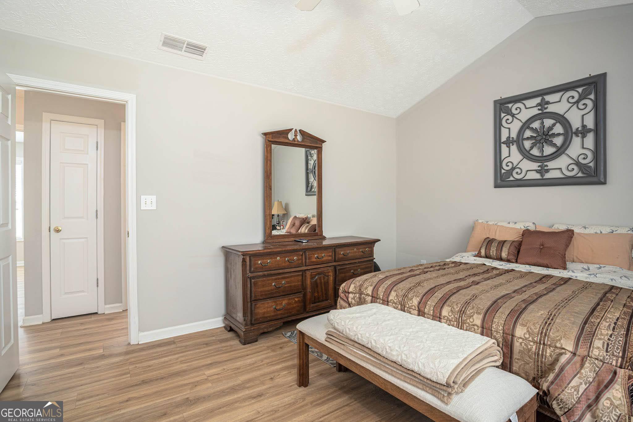 170 Belmont Circle Property Photo 8