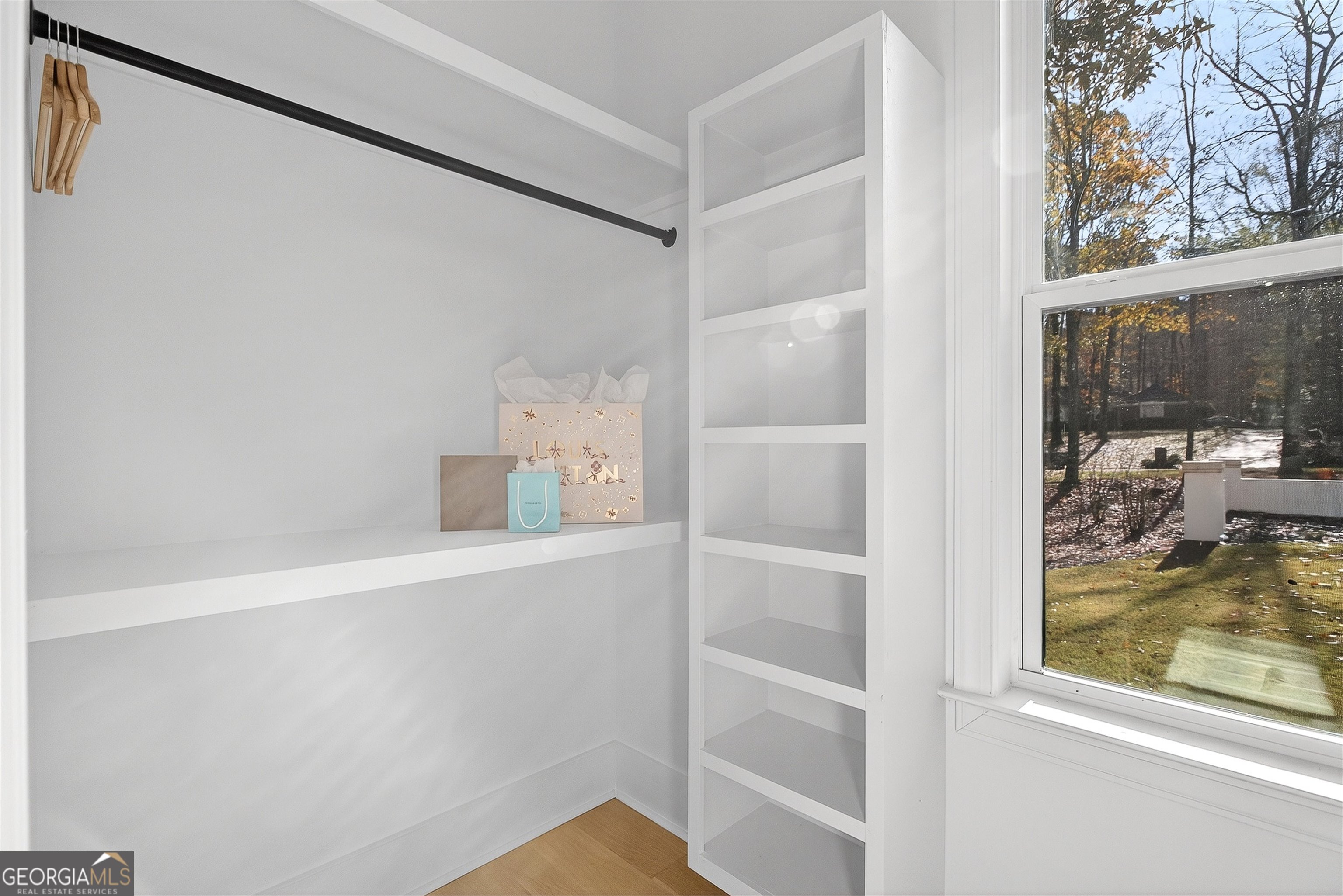 450 Birkdale Drive Property Photo 42