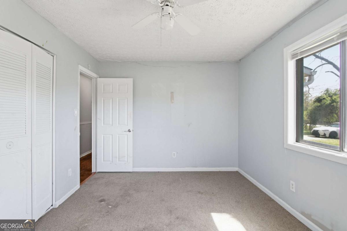 4289 Rex Road Property Photo 15