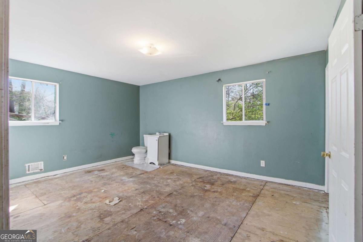2459 Rockknoll Drive Property Photo 9