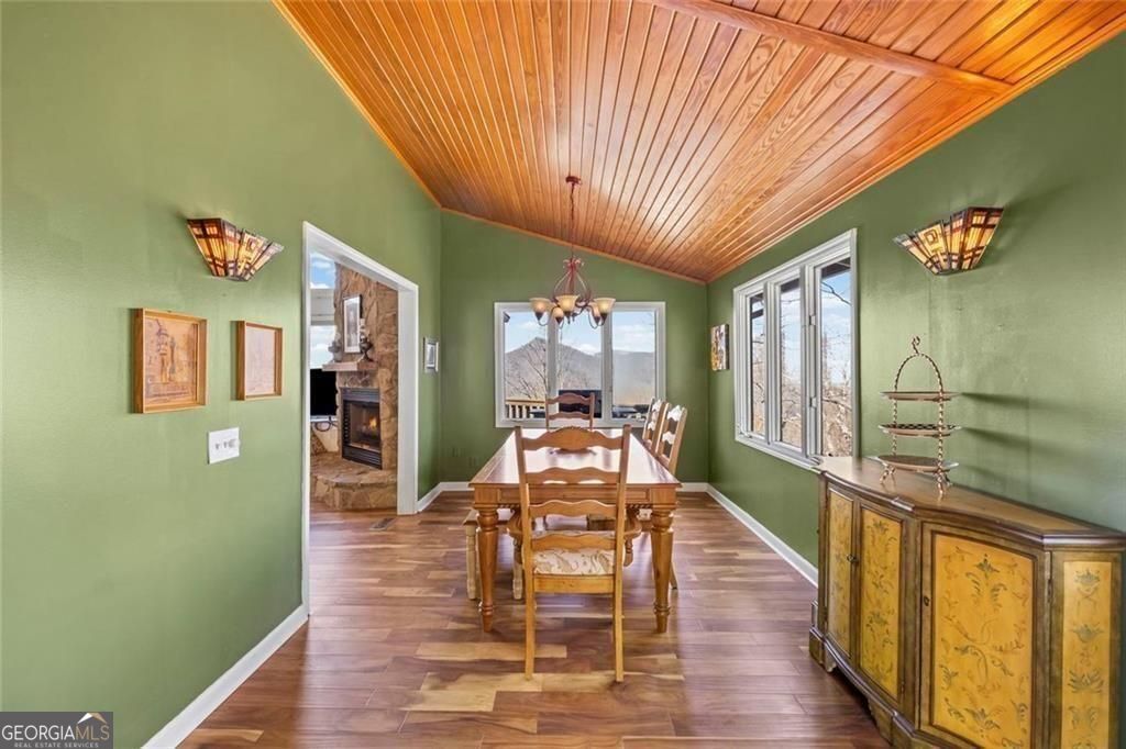 360 Locust Trail Property Photo 6