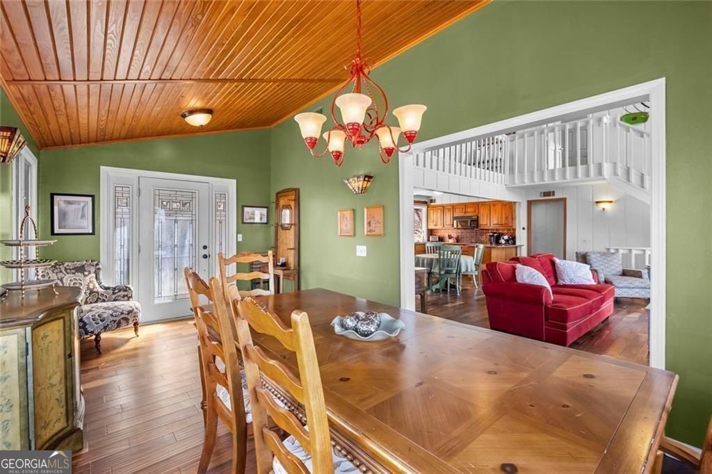 360 Locust Trail Property Photo 7