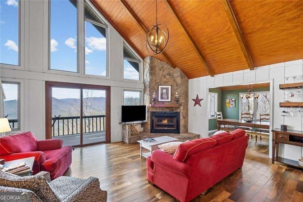 360 Locust Trail Property Photo 9