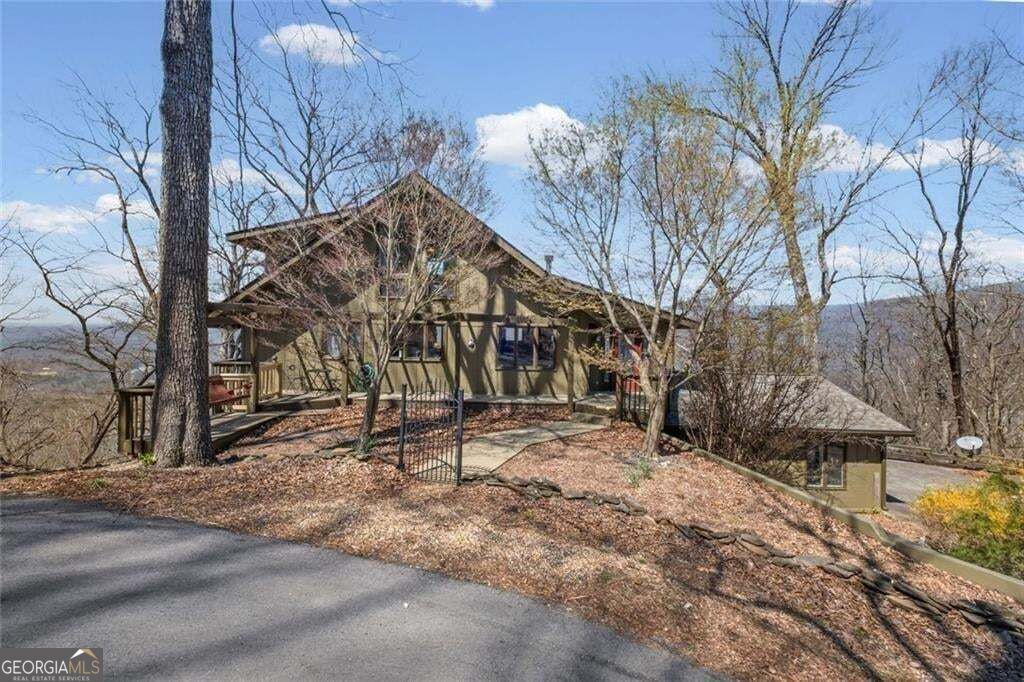 360 Locust Trail Property Photo 41