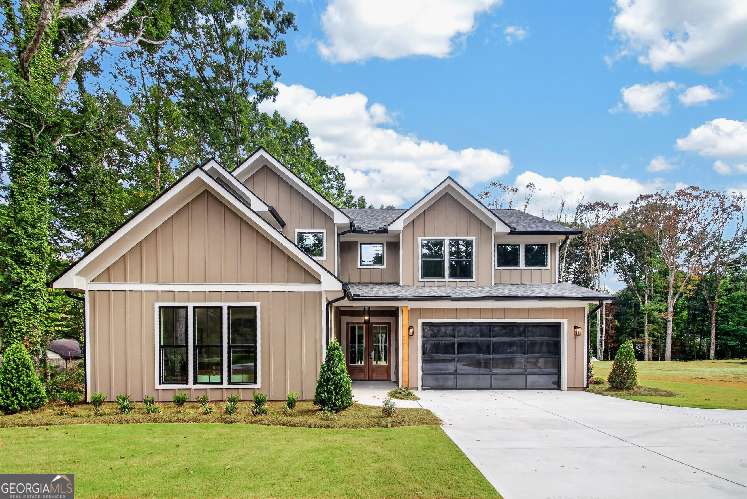 5572 Lilburn Stone Mountain Road Property Photo 3