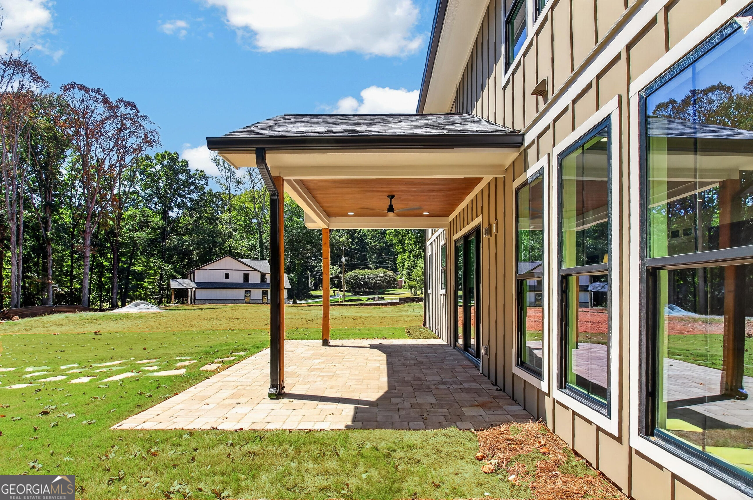 5572 Lilburn Stone Mountain Road Property Photo 8