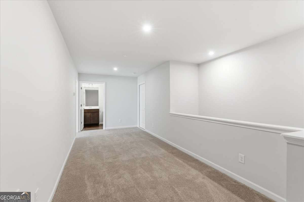 37 Silver Leaf Lane # 39 Property Photo 16