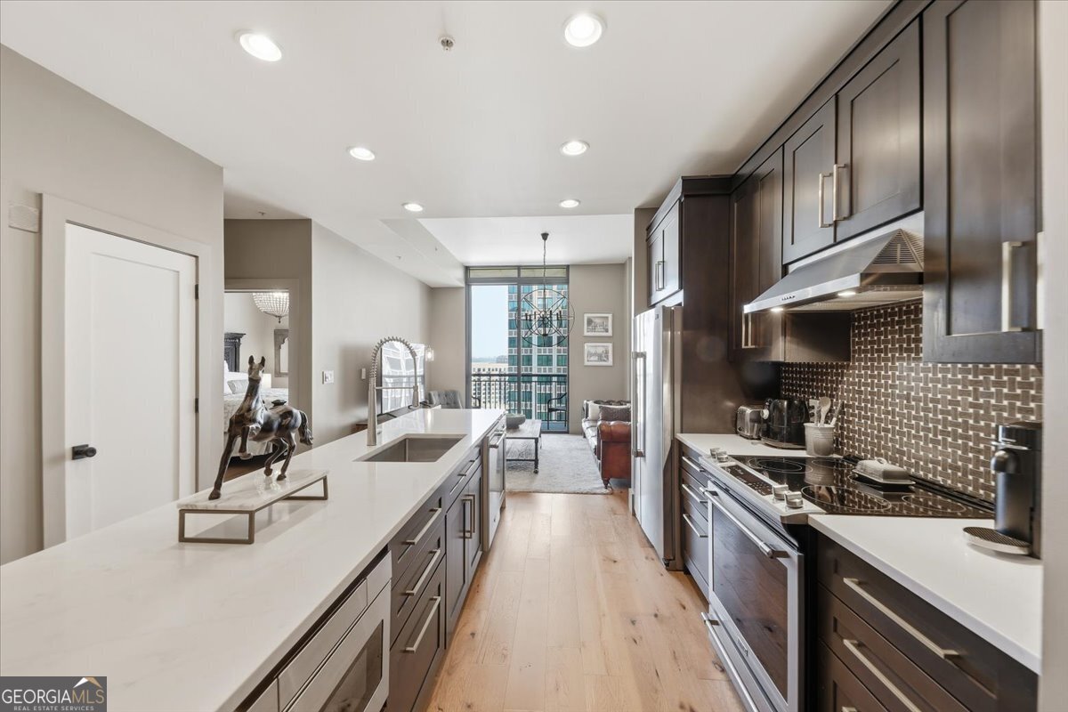 3040 Peachtree Road # 1514 Property Photo 1