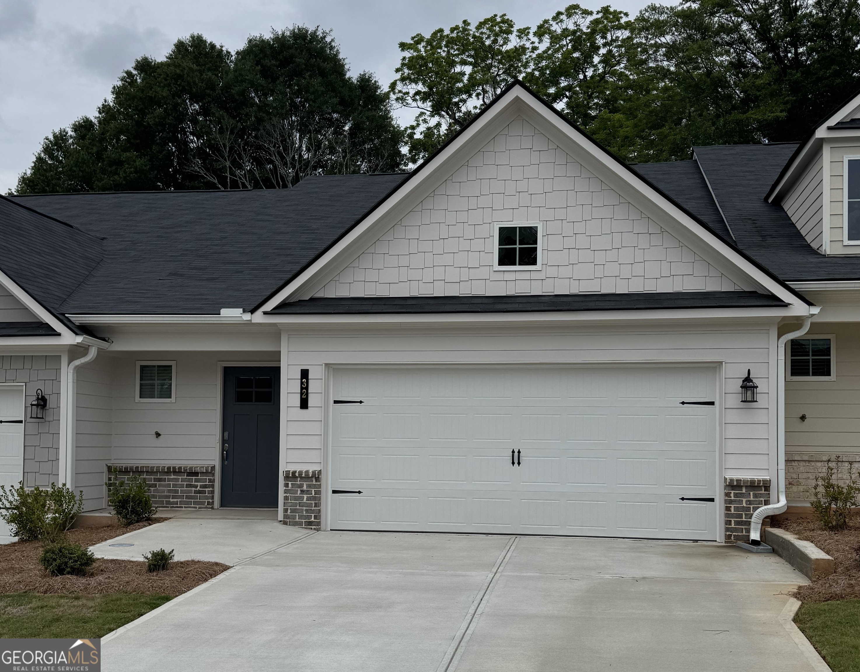 32 Silver Leaf Lane # 4 Property Photo 1