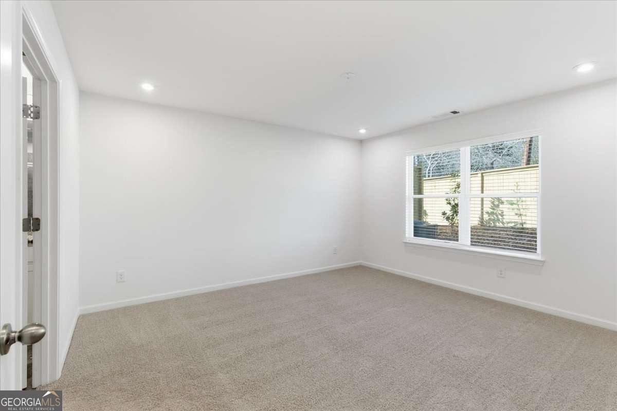 32 Silver Leaf Lane # 4 Property Photo 4