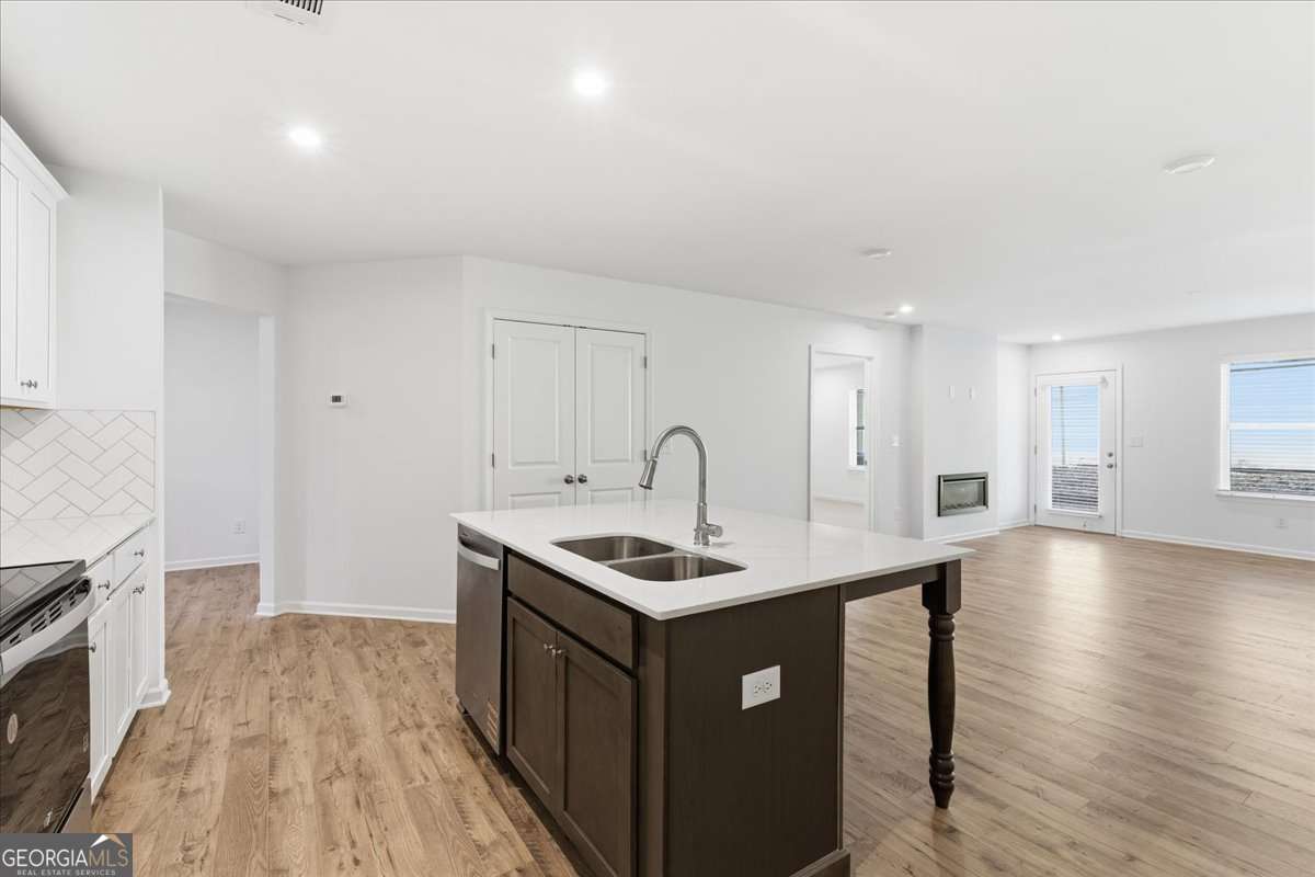 32 Silver Leaf Lane # 4 Property Photo 13