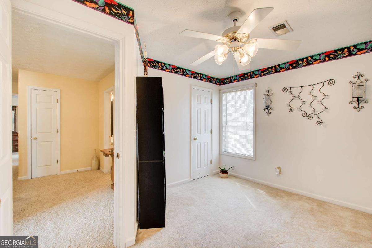 8075 Harmony Lakes Drive Property Photo 27