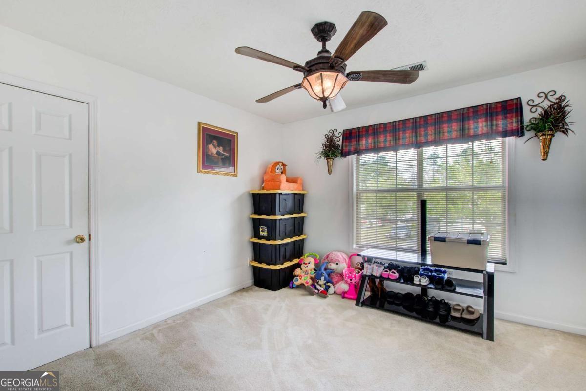 8075 Harmony Lakes Drive Property Photo 29
