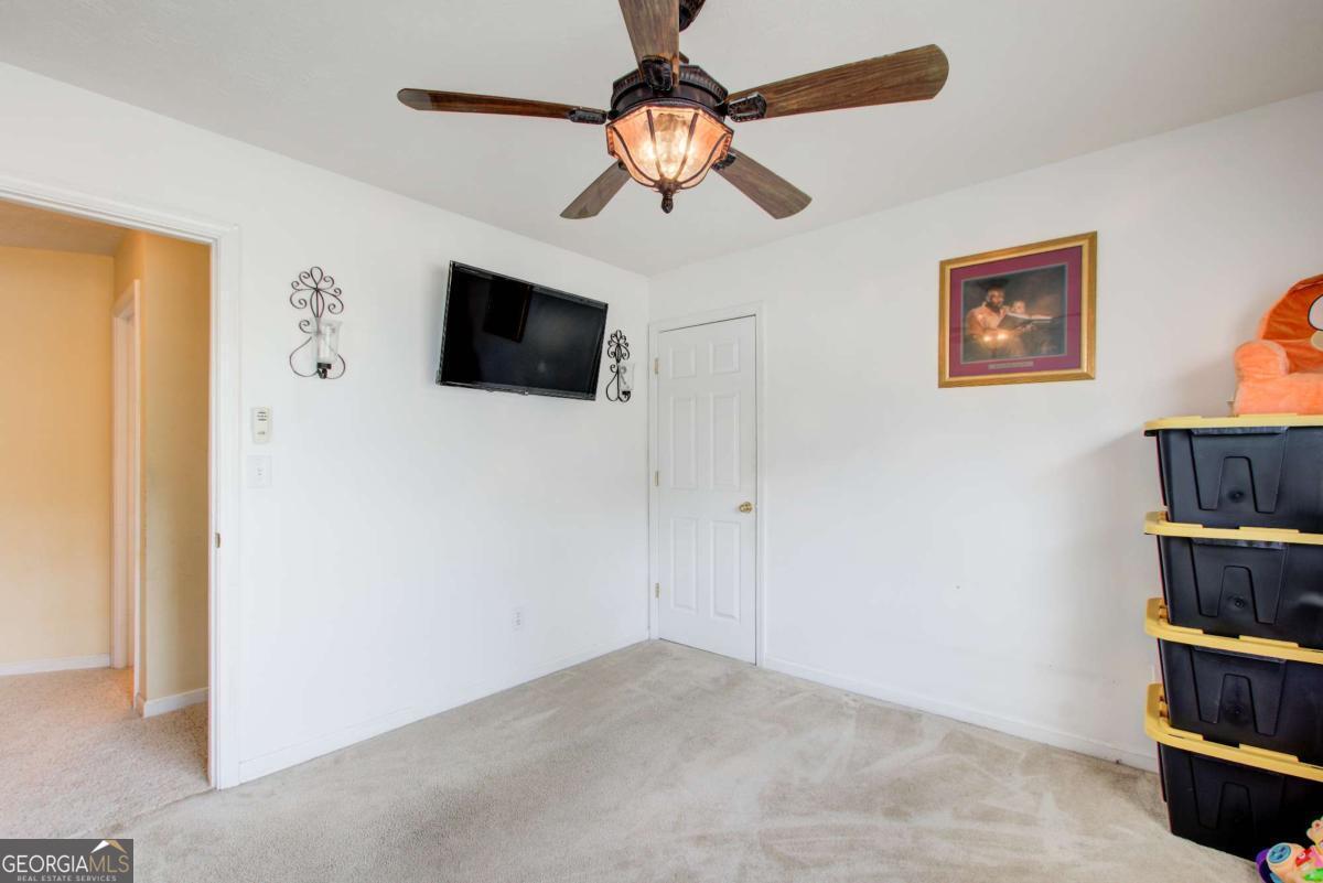 8075 Harmony Lakes Drive Property Photo 30