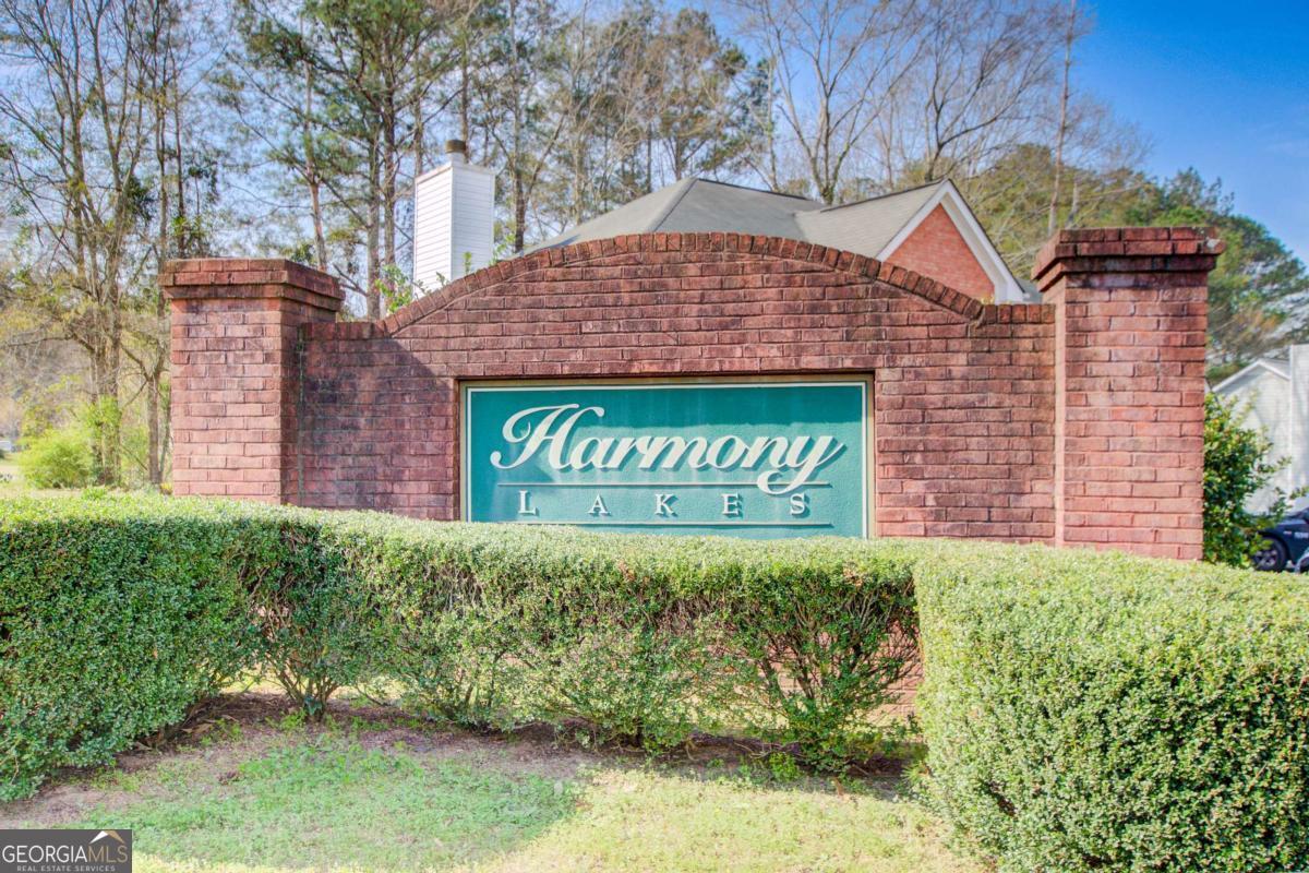 8075 Harmony Lakes Drive Property Photo 35