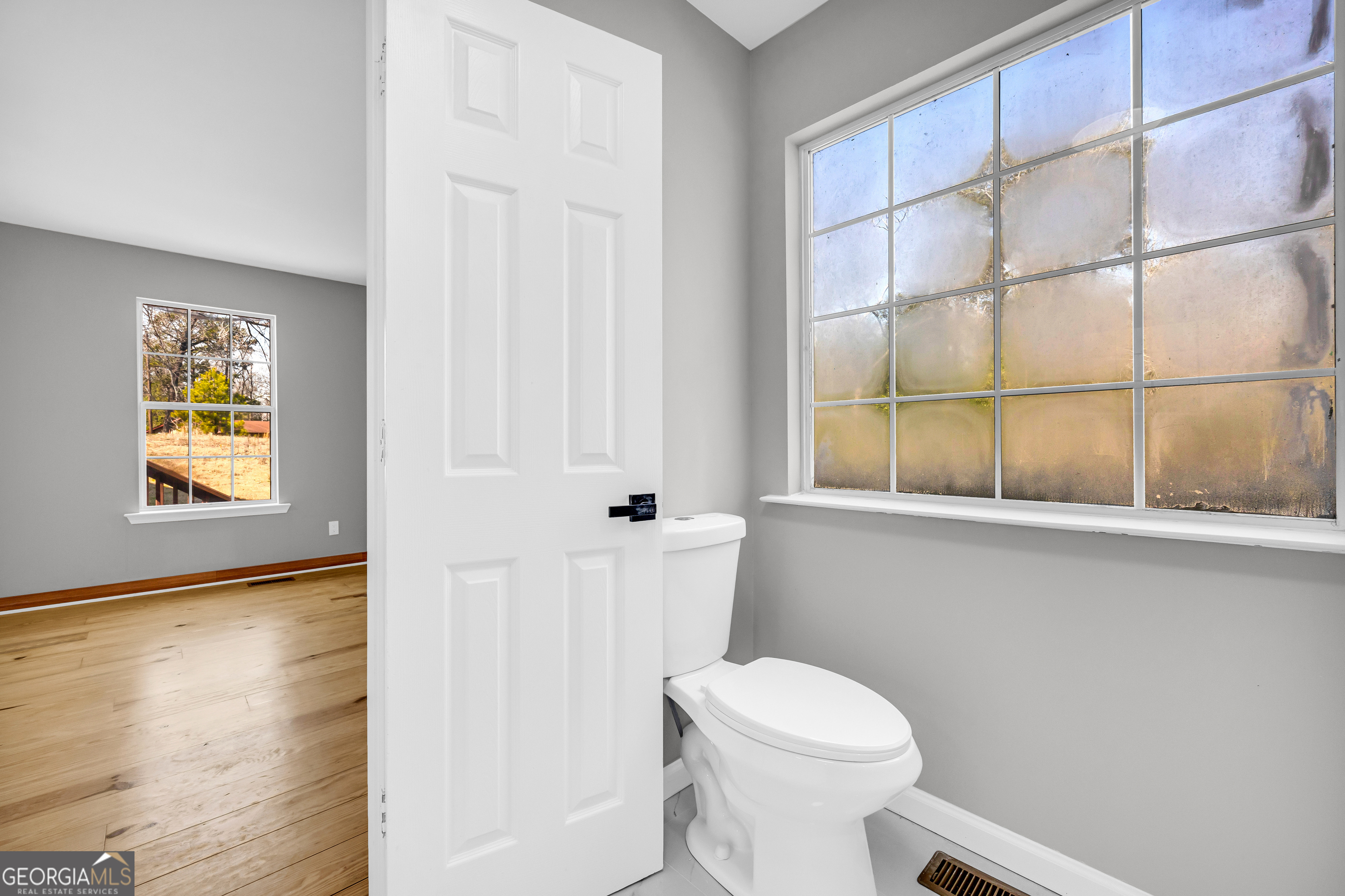 106 Ne Degrandis Property Photo 31