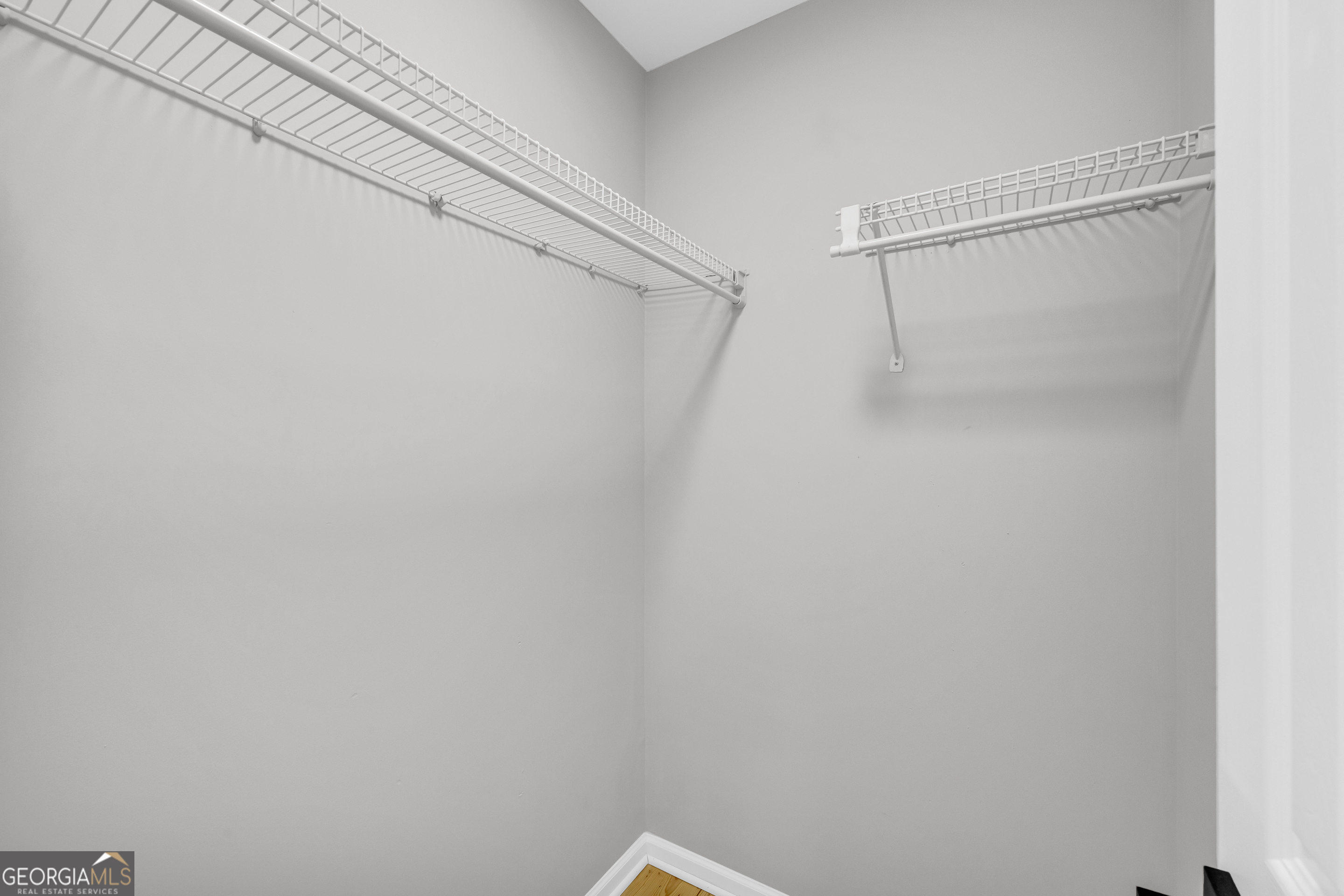 106 Ne Degrandis Property Photo 33