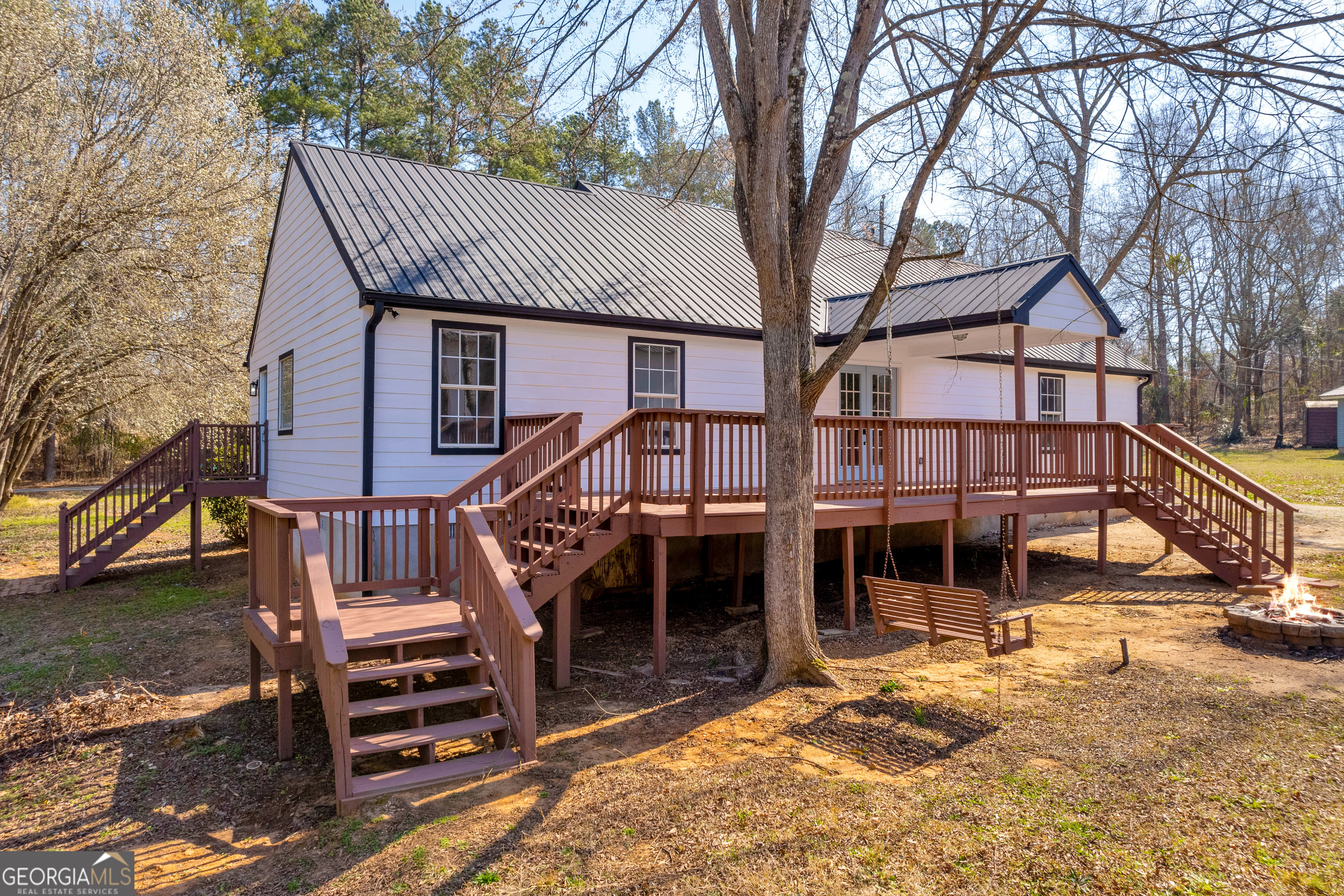 106 Ne Degrandis Property Photo 40