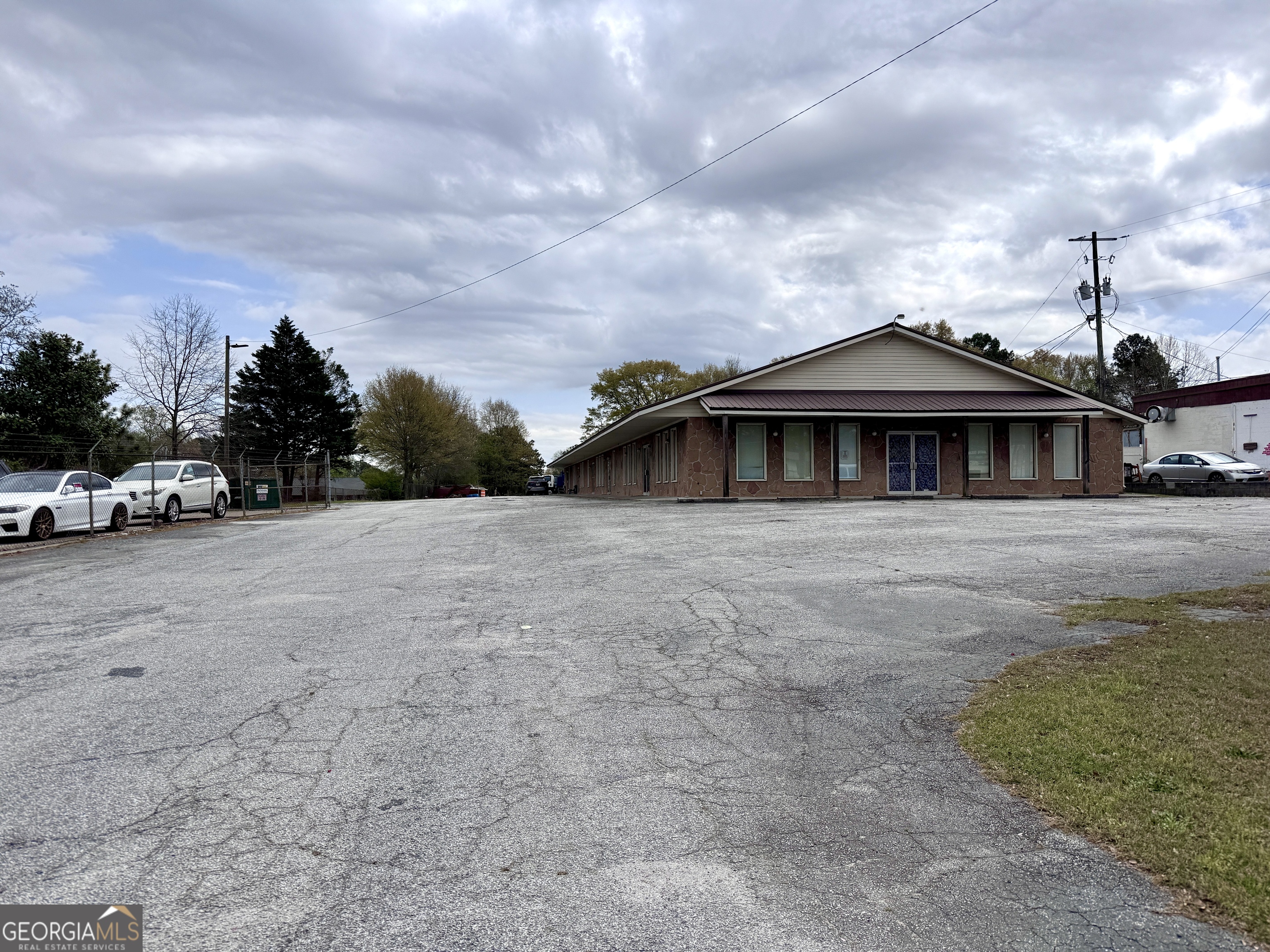 11431 Veterans Memorial Highway Property Photo 5