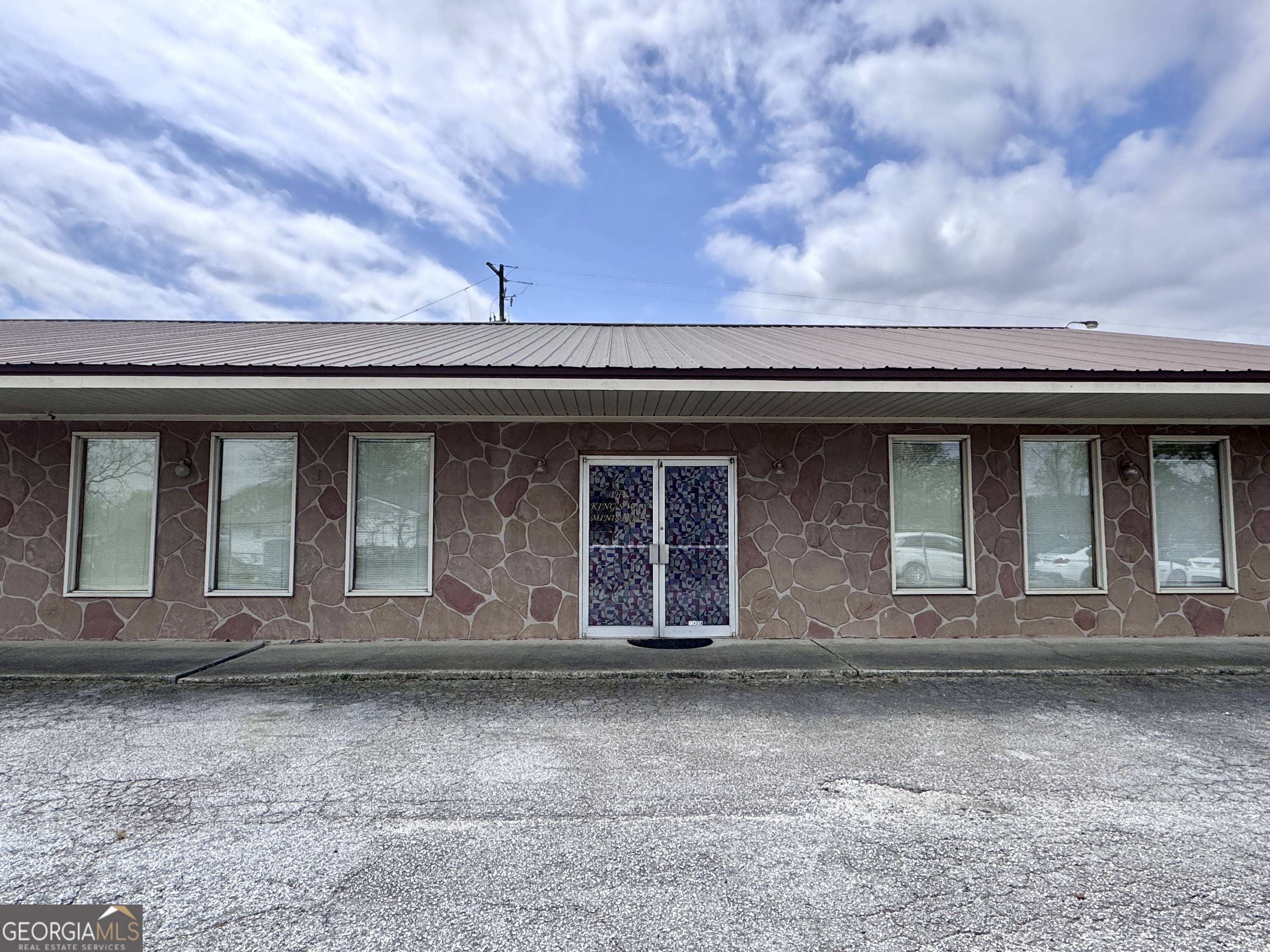 11431 Veterans Memorial Highway Property Photo 10