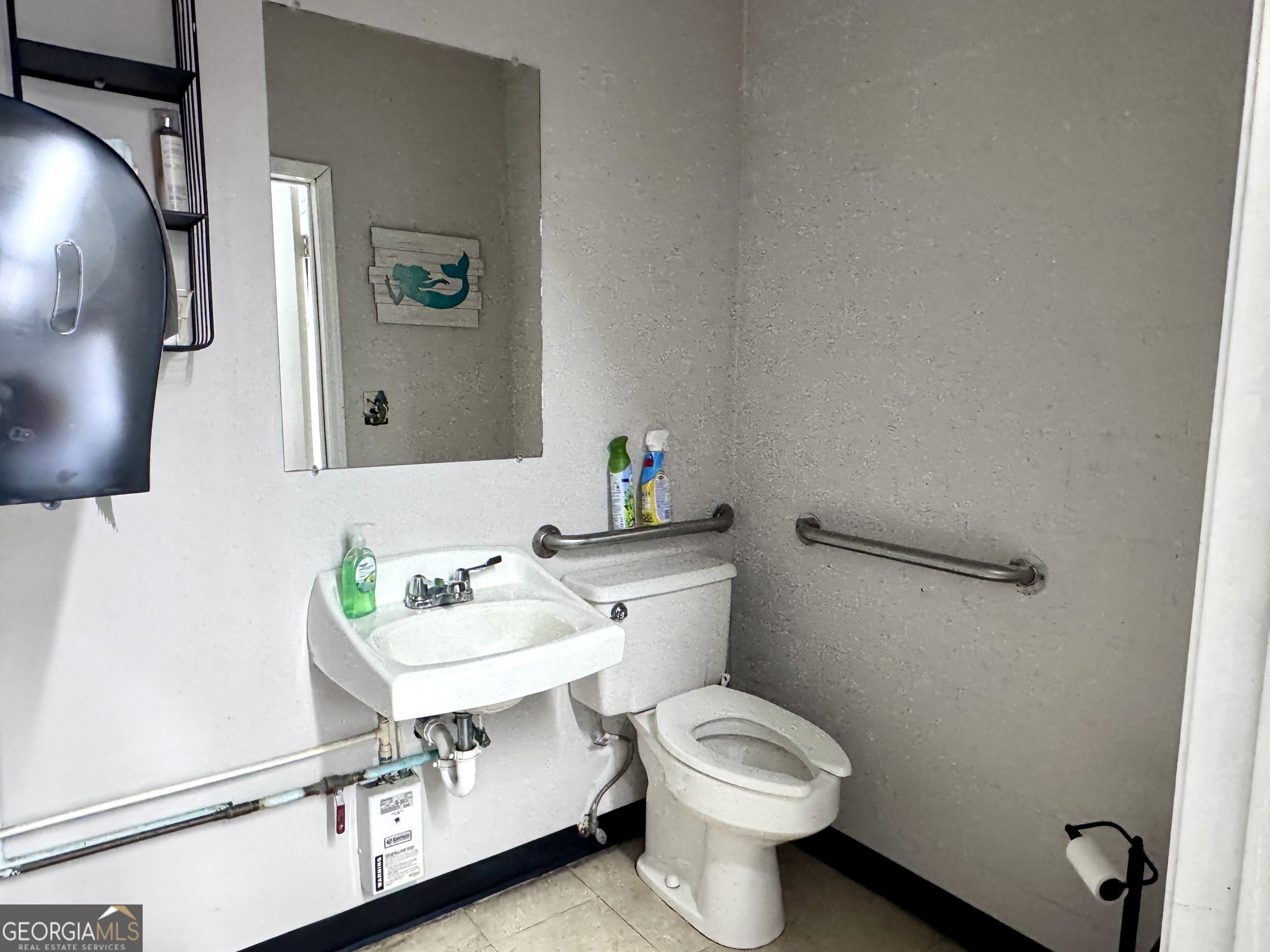 11431 Veterans Memorial Highway Property Photo 20