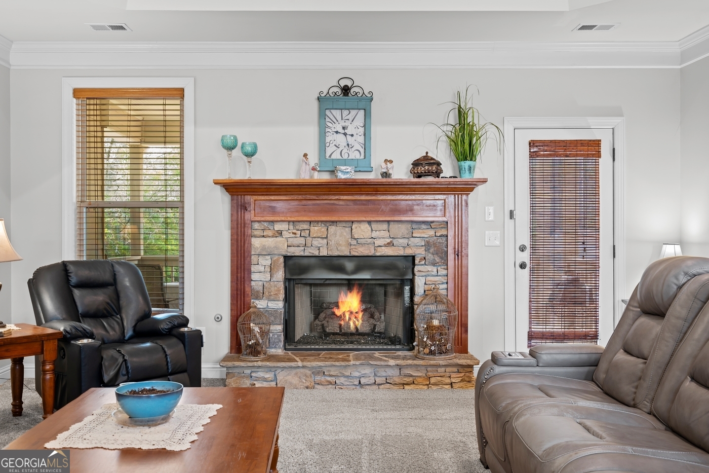 2405 Hickory Grove Drive Property Photo 12