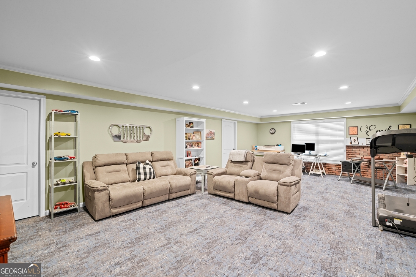 2405 Hickory Grove Drive Property Photo 37