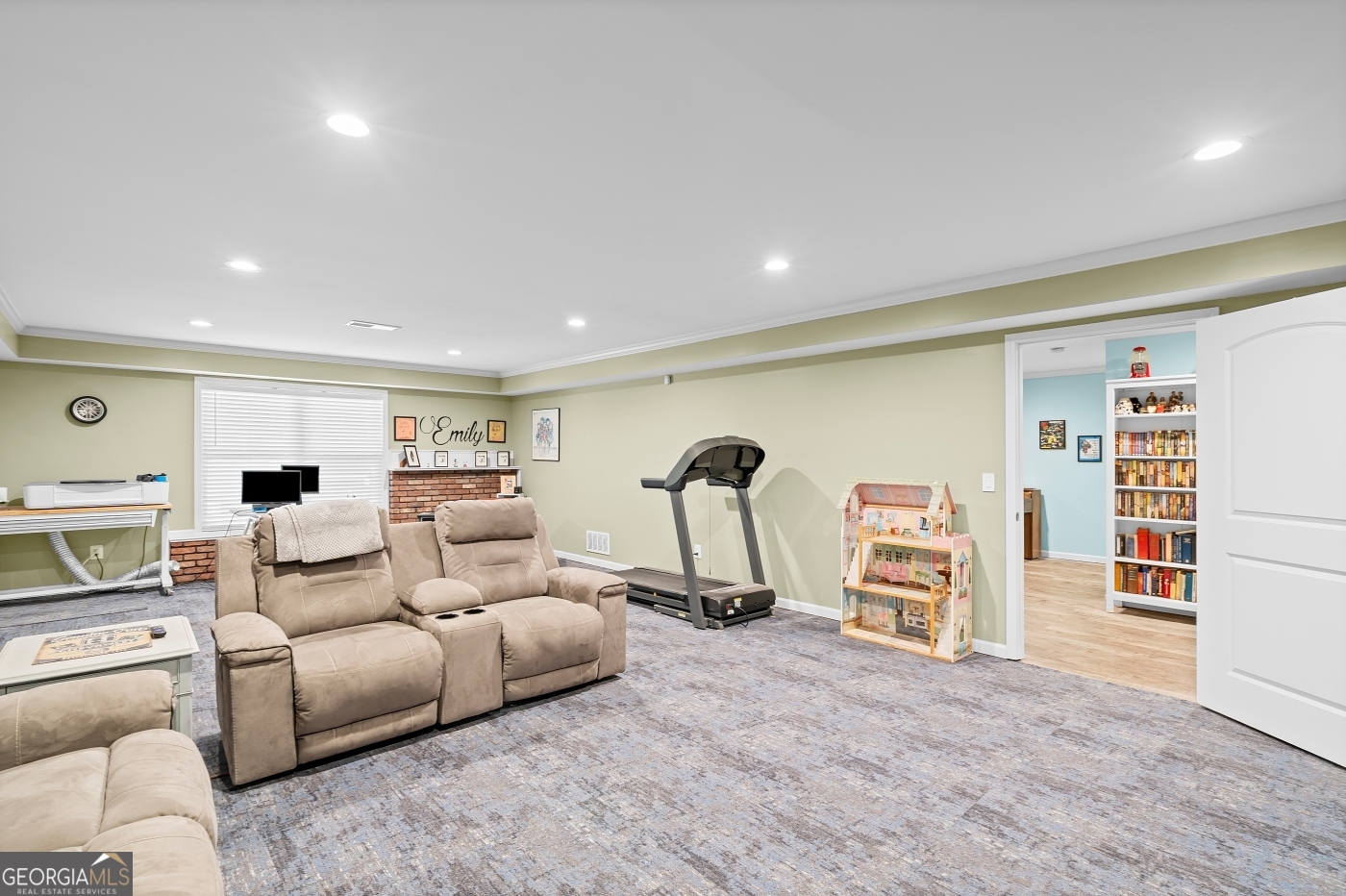 2405 Hickory Grove Drive Property Photo 38