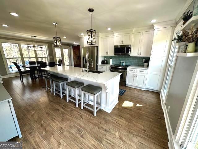 110 Thomas Drive Property Photo 3