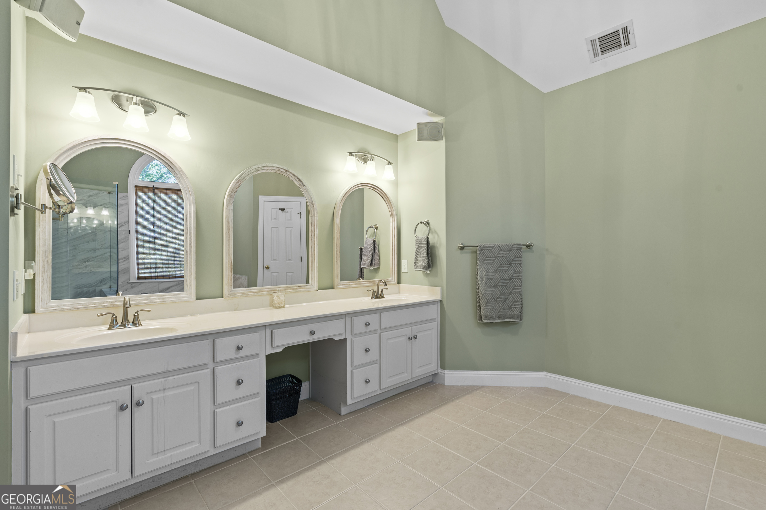 6034 Nature Path Lane Property Photo 23