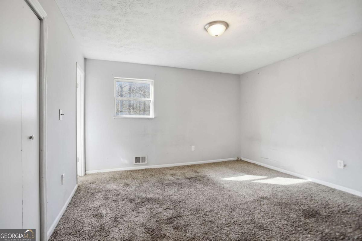175 Wellington Drive Property Photo 13