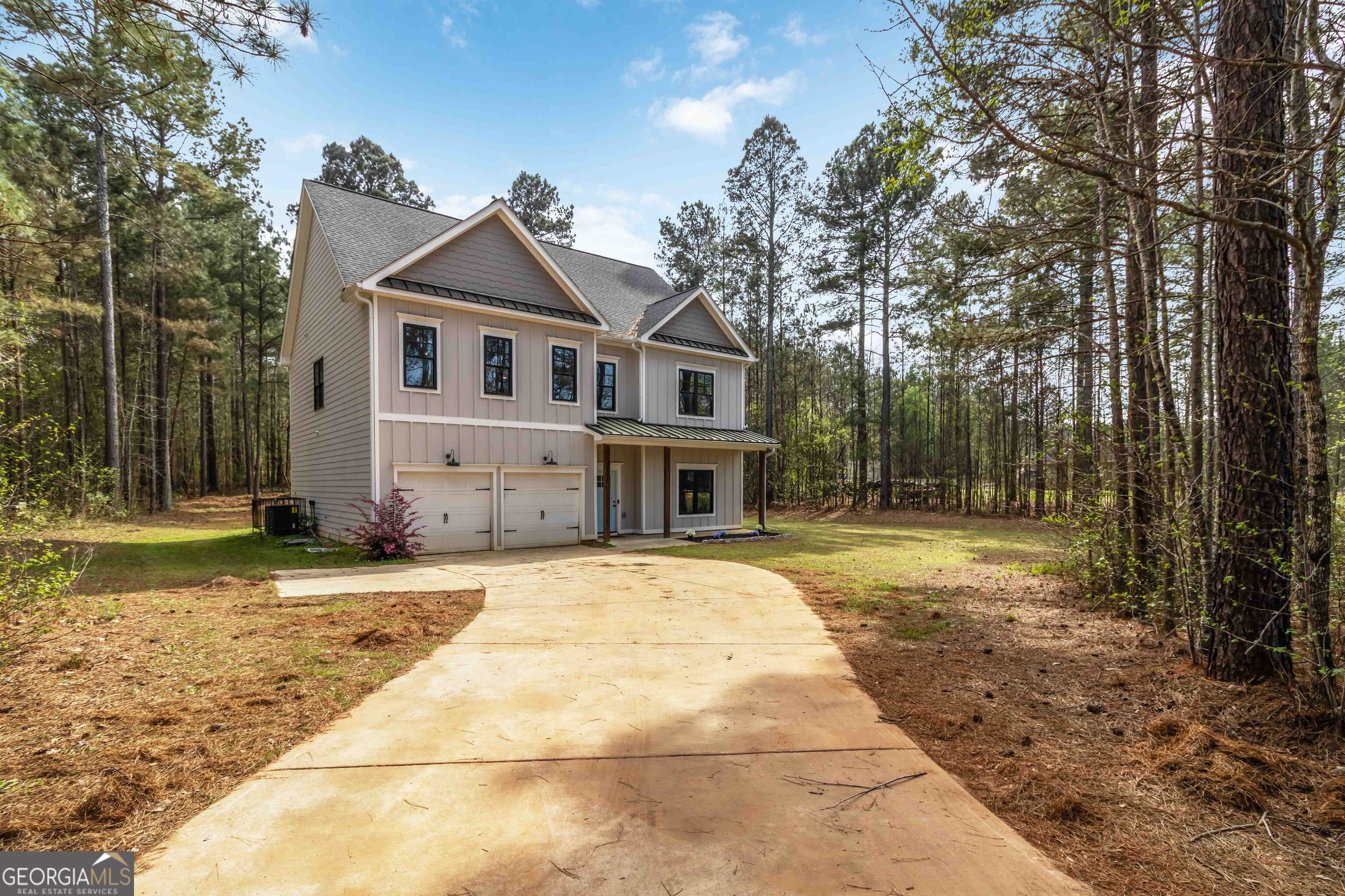 4070 Highway 81 E Property Photo 2