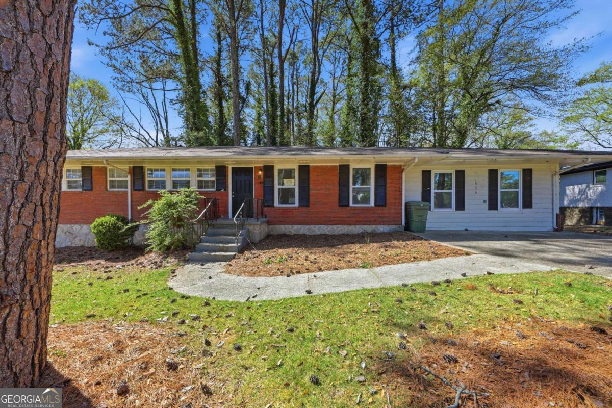 1939 Shepherd Circle Sw Property Photo 1