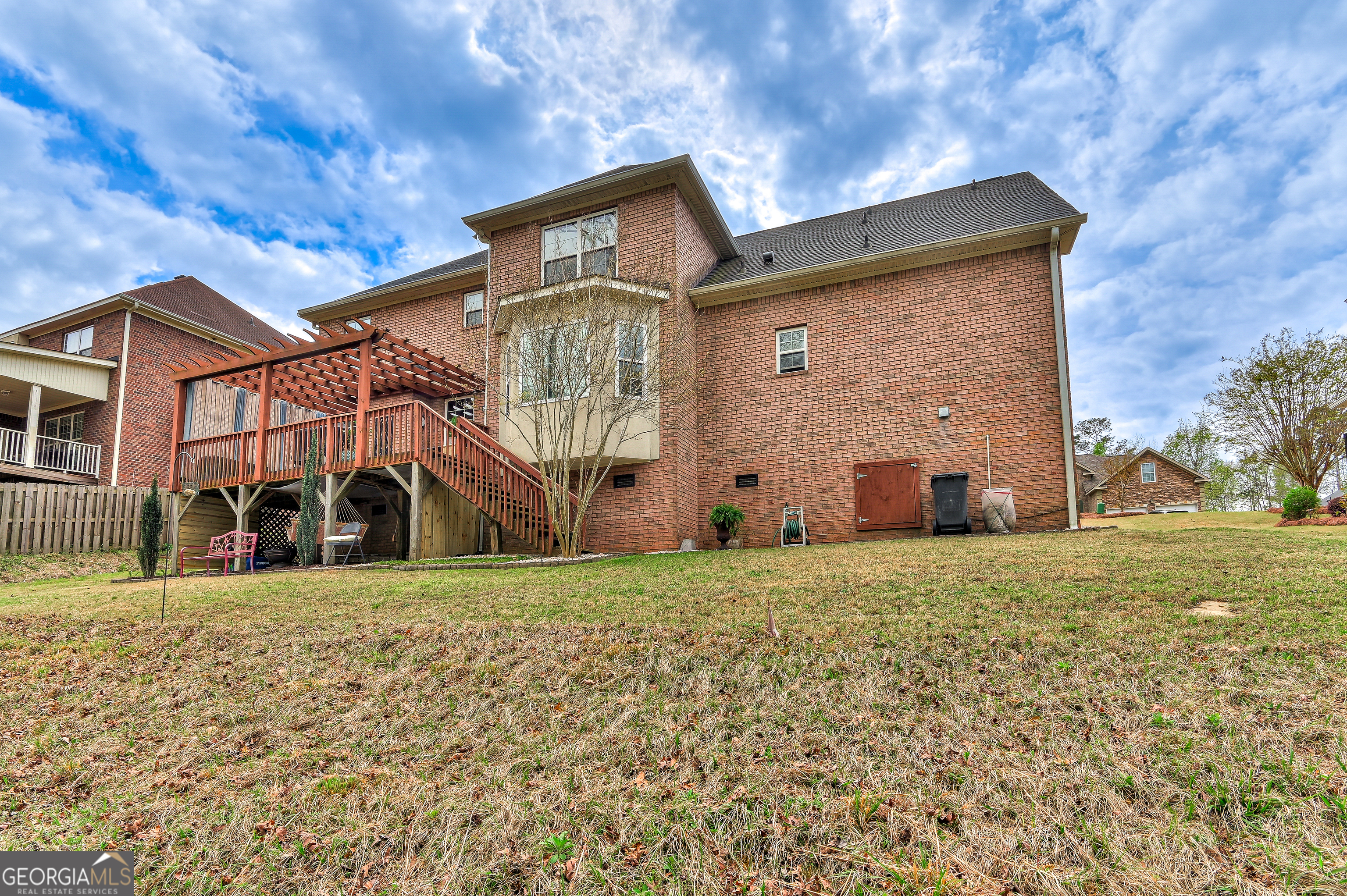 395 Barnsley Drive Property Photo 44