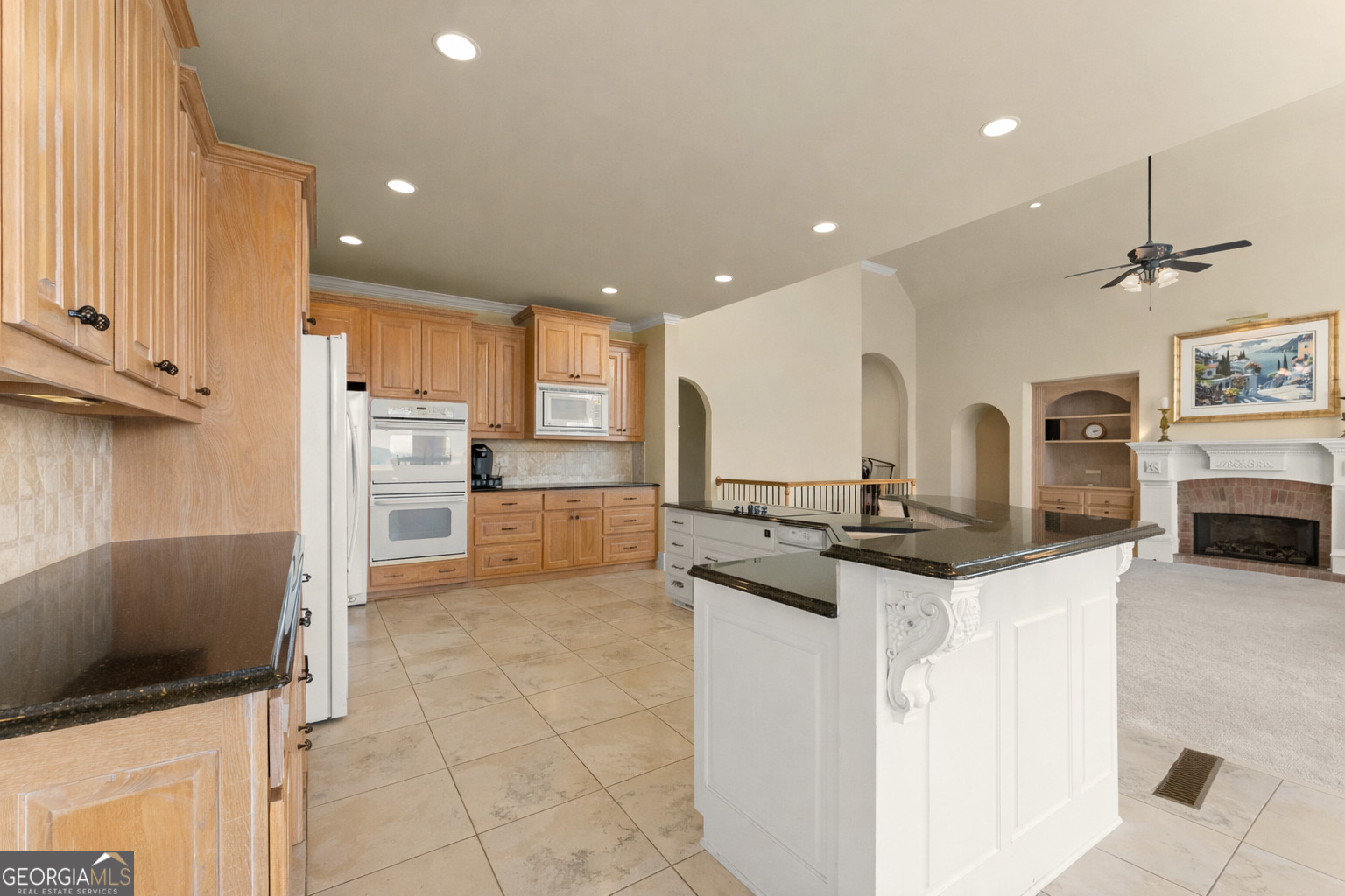 3518 Lake Breeze Lane Property Photo 9