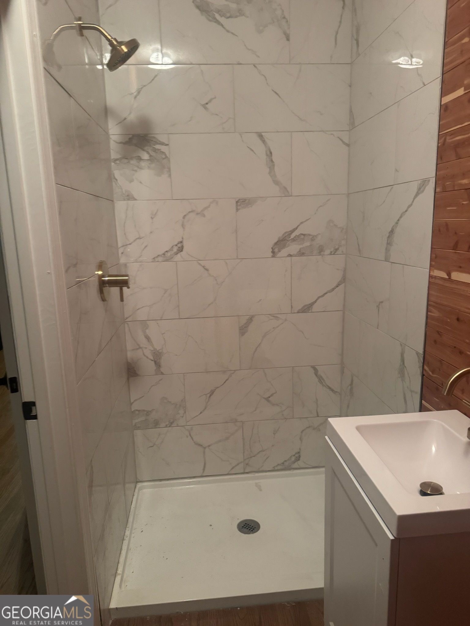 252 Moore Street Property Photo 32
