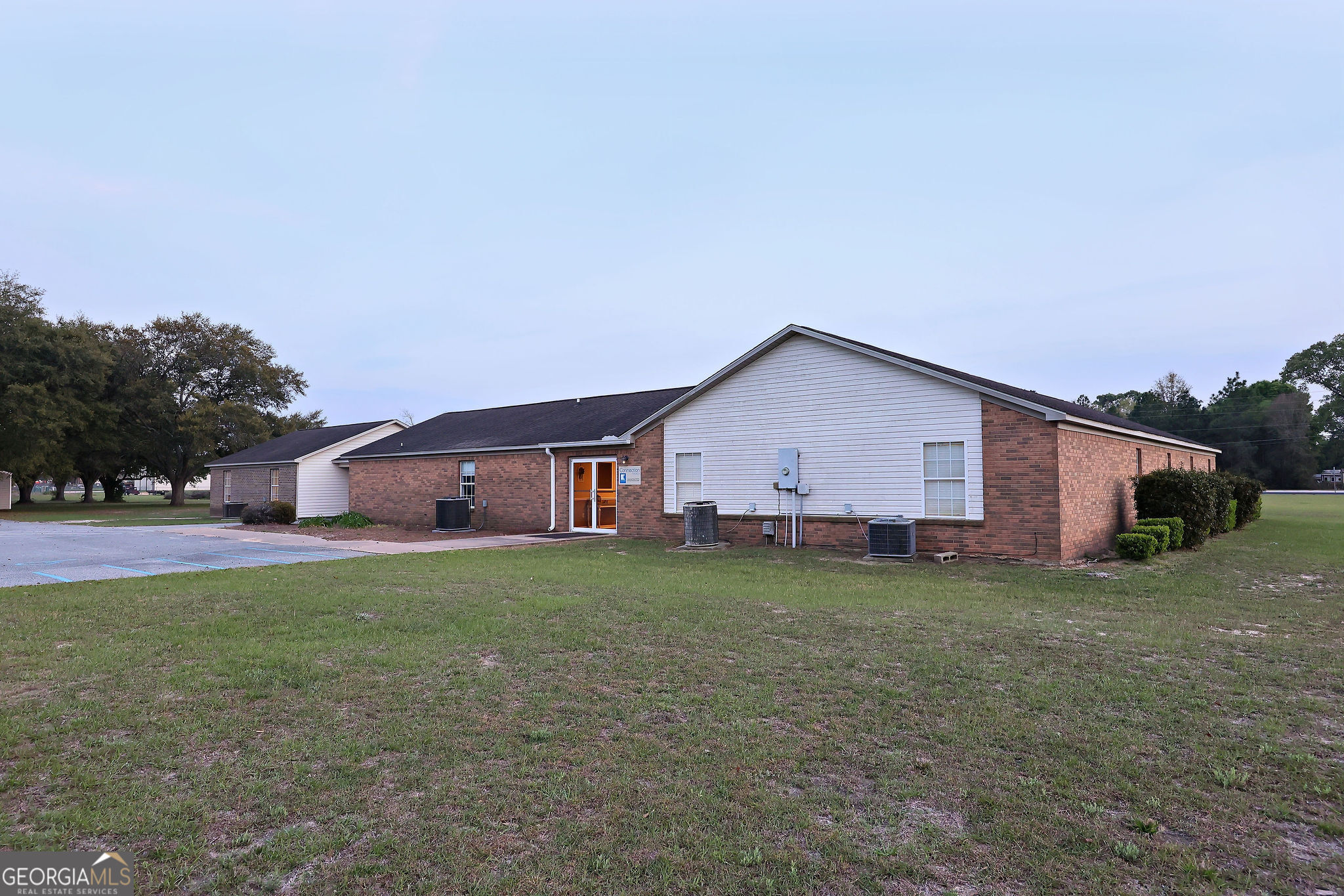 2222 Dothan Road Property Photo 2