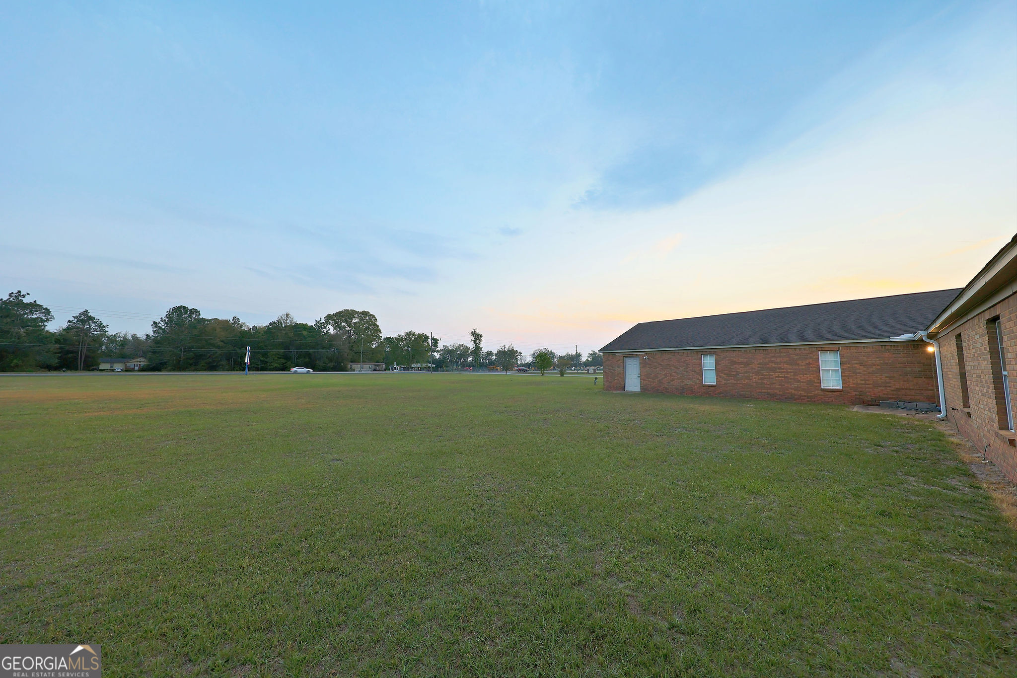 2222 Dothan Road Property Photo 6