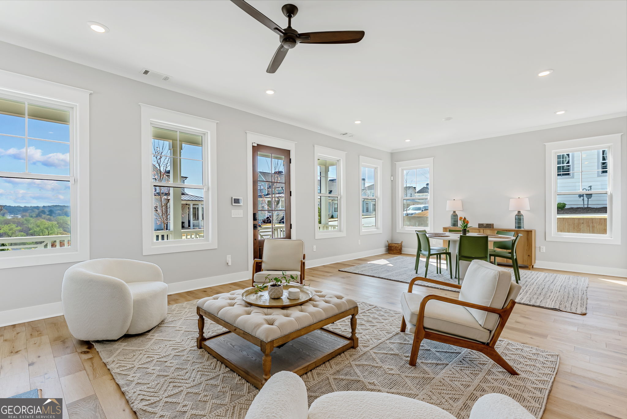 213 Highpointe Lane Property Photo 9
