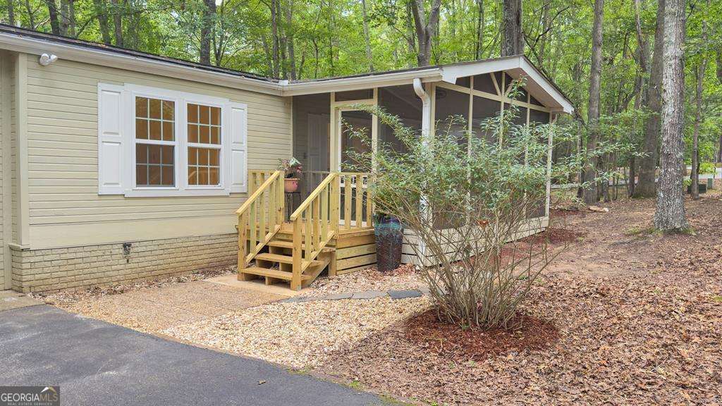 600 Lakeside Drive Property Photo 1