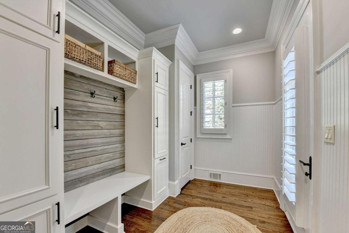 4575 Whitestone Way Property Photo 30