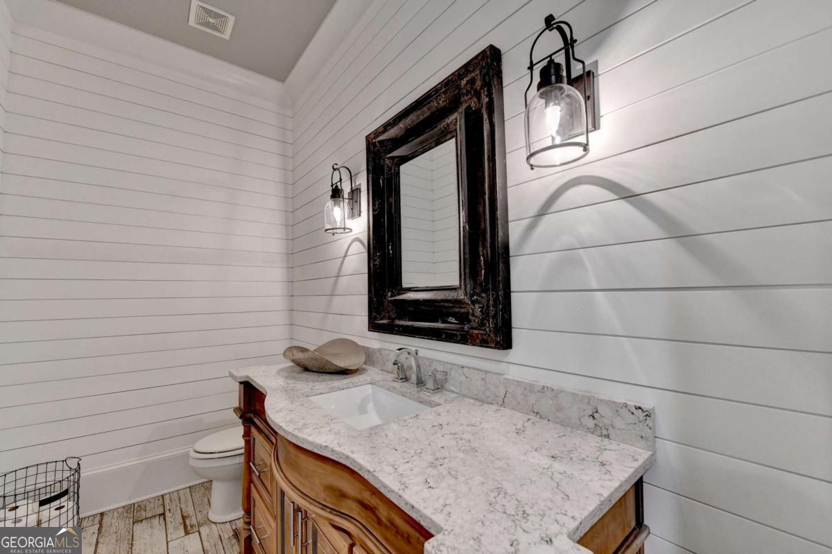 4575 Whitestone Way Property Photo 31